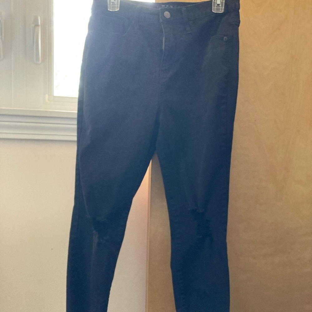 **B2G2 JEANS** Wild fable black high rise skinny distressed jeggings